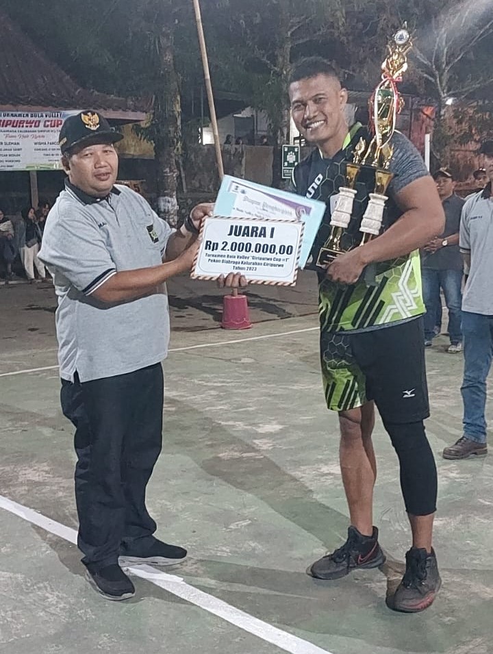 Grigak Juara Turnamen Bola Volley Giripurwo Cup #1 Setelah Mengandaskan Tompak 3-0